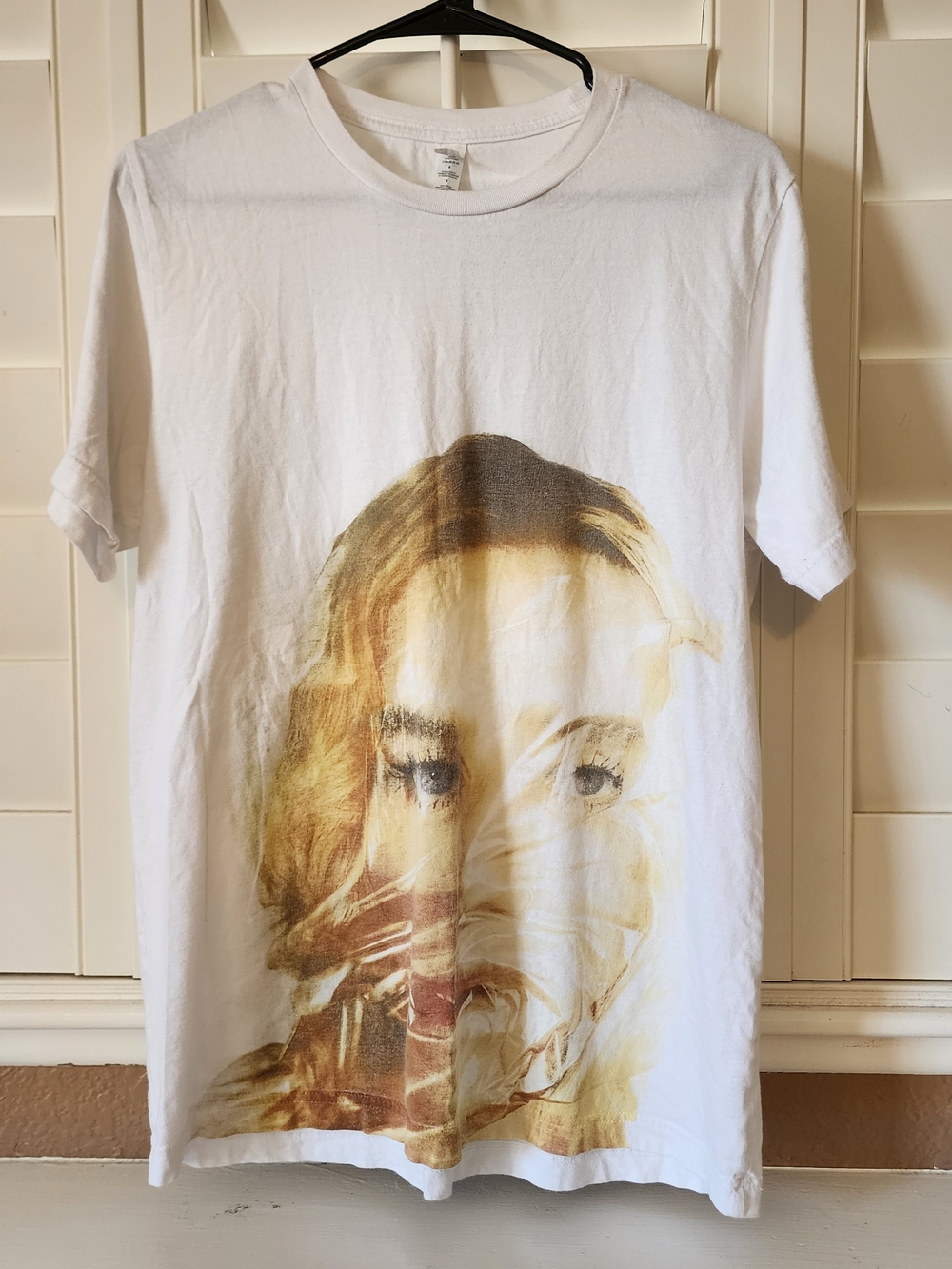 Bella Canvas Kesha Only Love White Graphic T-shirt Size Large